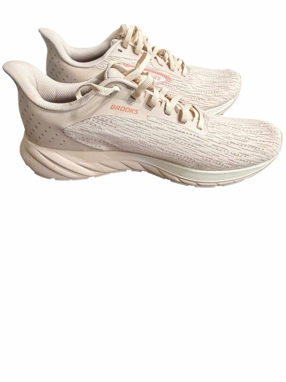 Brooks Women's Pale Blush Running Shoe with Coral Detail - Picture 4 of 8